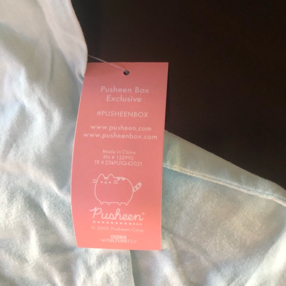 Pusheen Long Sleeve Pullover Shirt - Picture 4 of 4